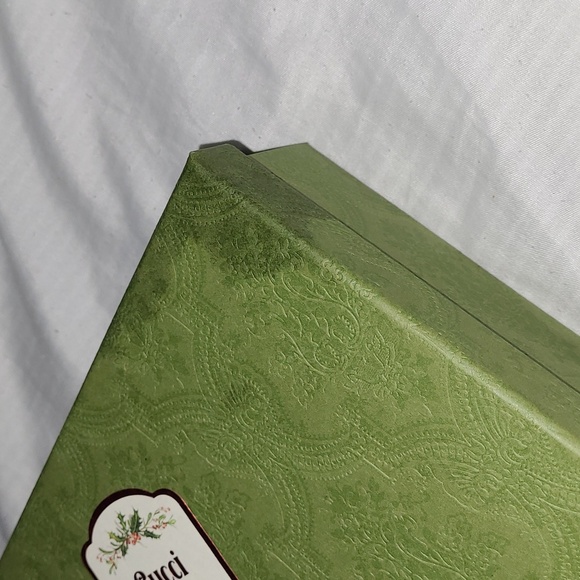 💕Gucci Beauty Box💕 - Picture 2 of 7